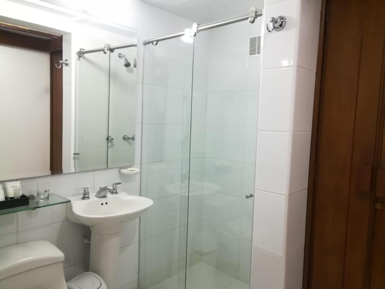 בוגוטה Travelers Condominio Plenitud מראה חיצוני תמונה